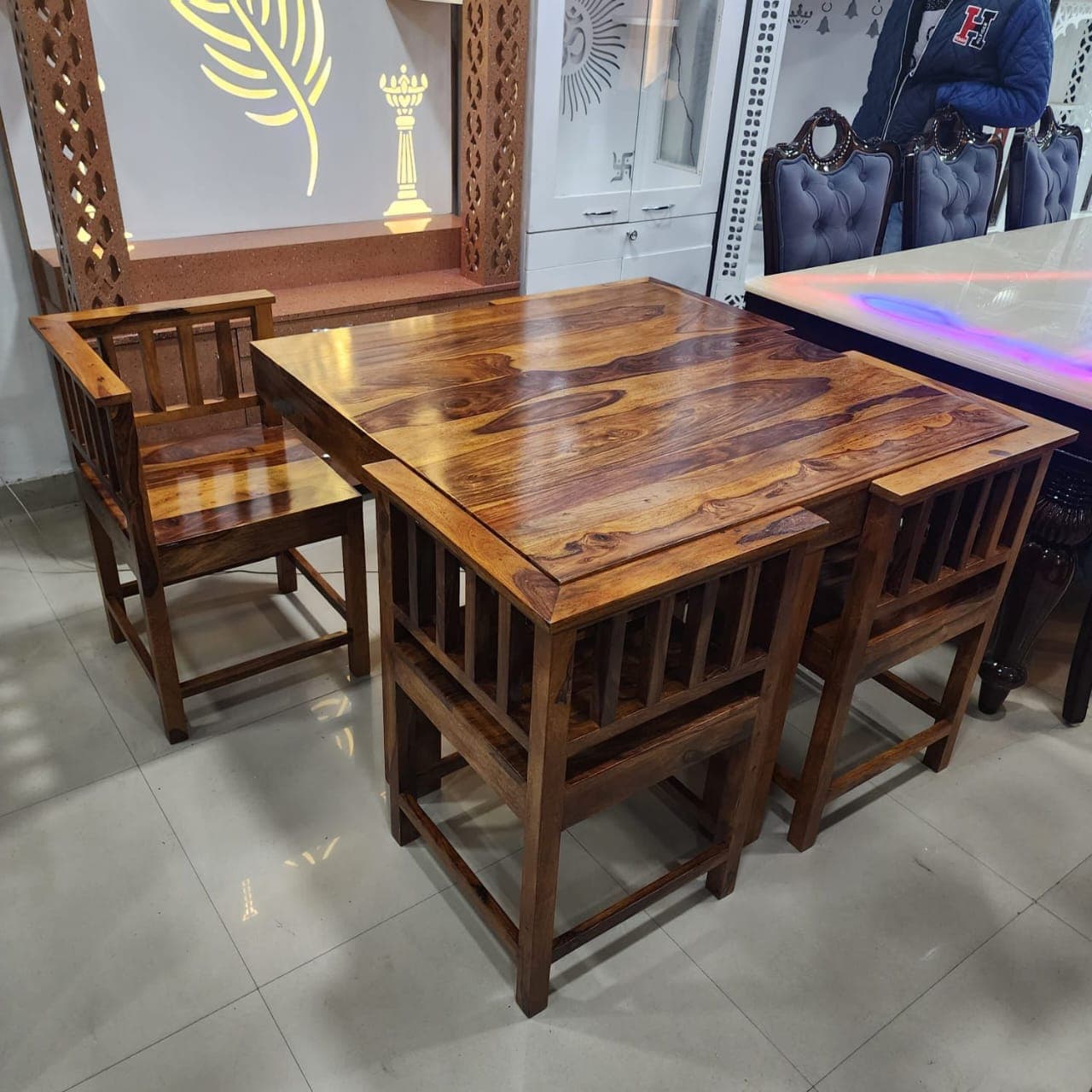 Wide Table Set