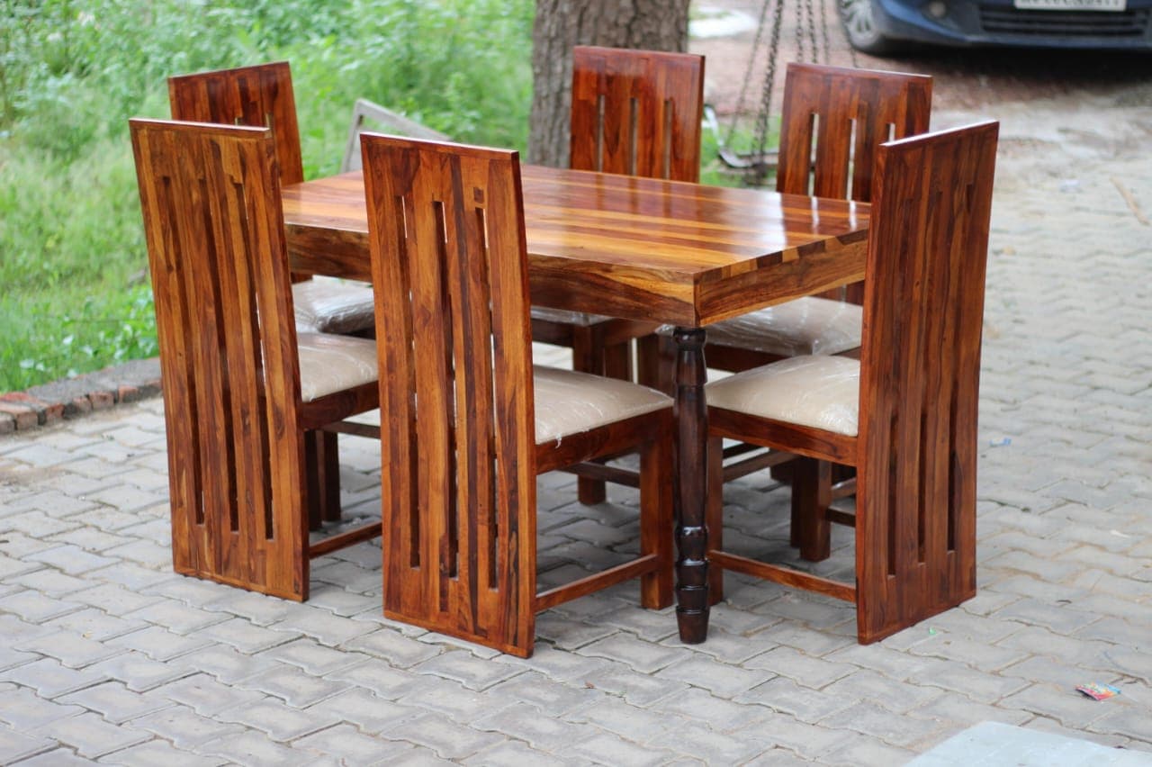 6-Seater poster Daining Set